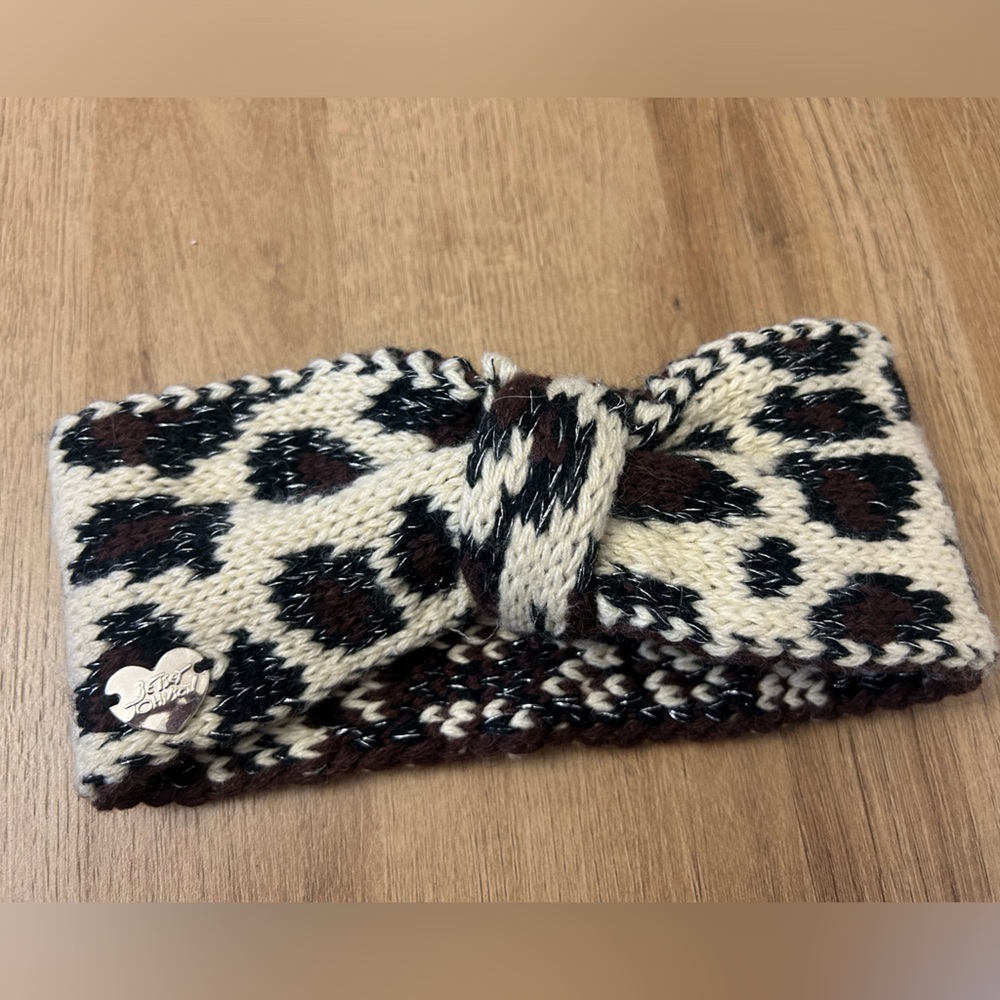 BETSEY JOHNSON ear warmer headband